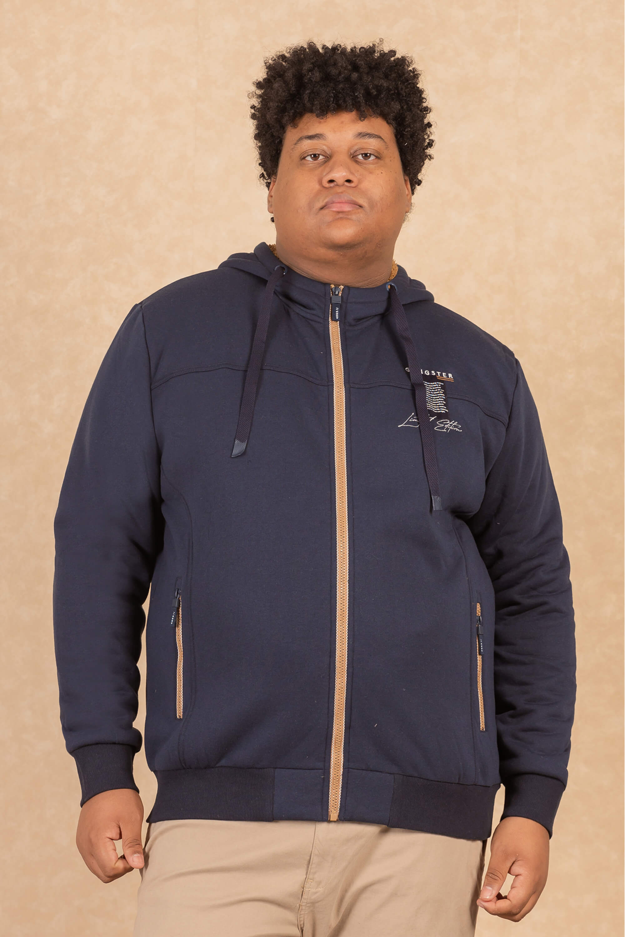 Jaqueta de Moletom com Capuz Plus Size Masculina – Conforto de