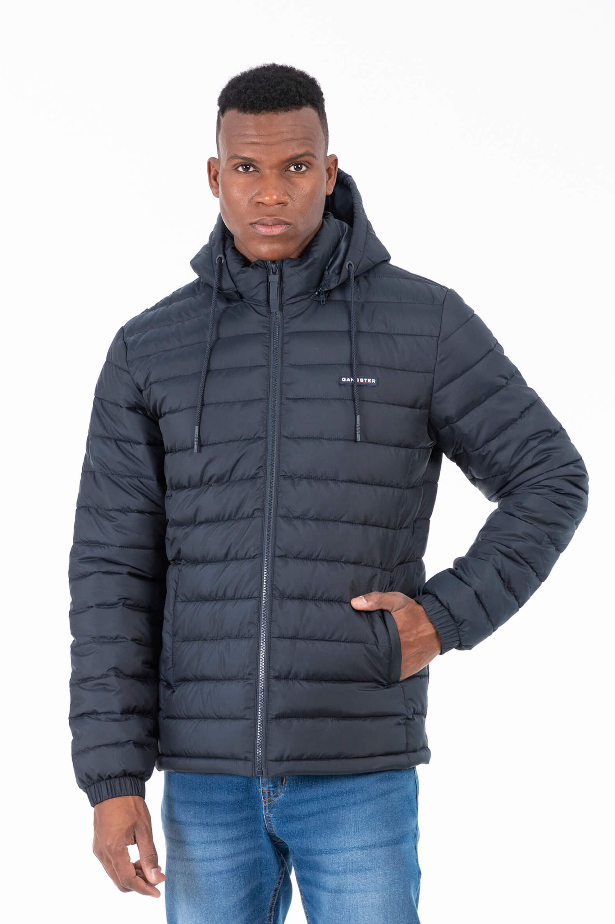 Jaqueta de Poliéster Masculina – Leve, Resistente e Sempre Estilosa